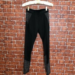 💢SOLD💢Abercrombie & Fitch high leggings